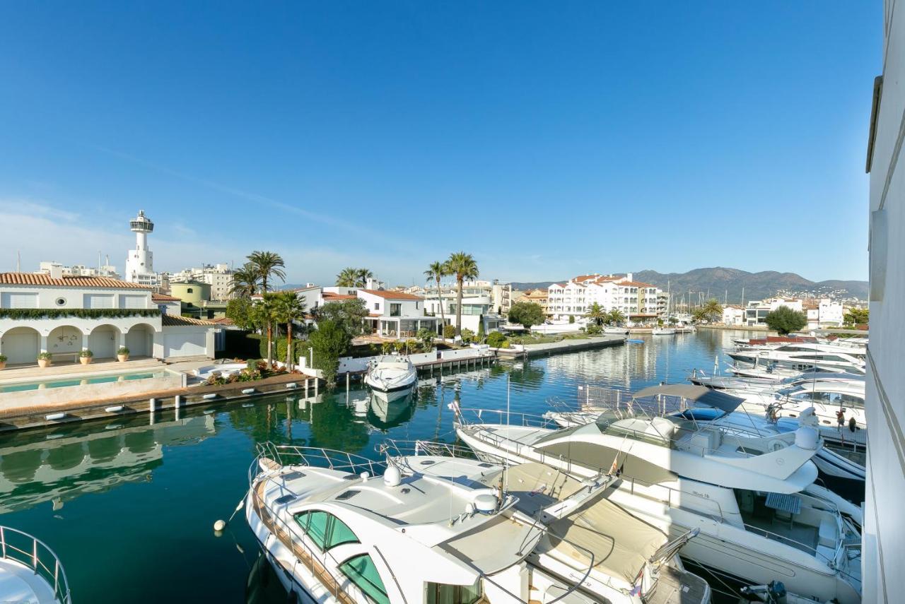 Cargols De Mar Villa Empuriabrava Kültér fotó