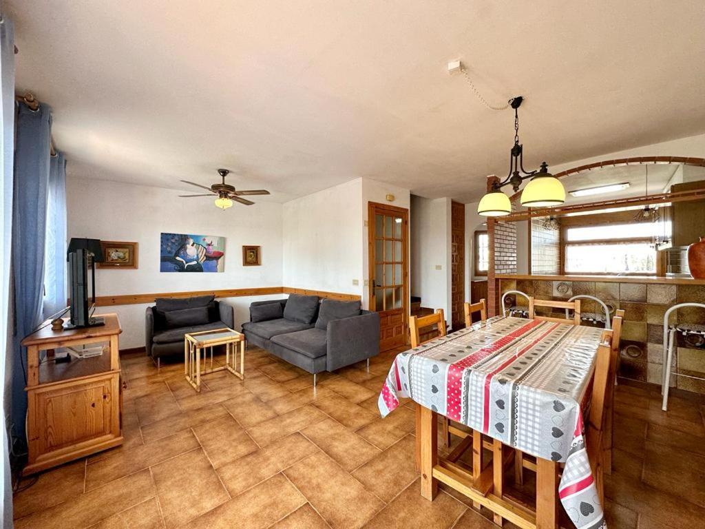 Cargols De Mar Villa Empuriabrava Kültér fotó